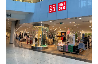 UNIQLO CF Toronto Eaton Centre